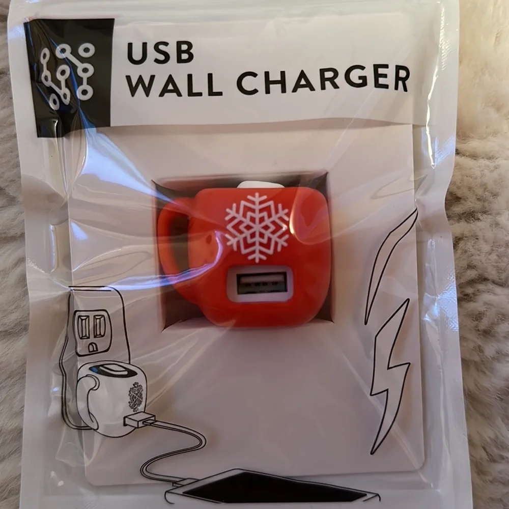 Target USB Wall Charger, Holiday, Hot Chocolate Cocoa RARE NWT